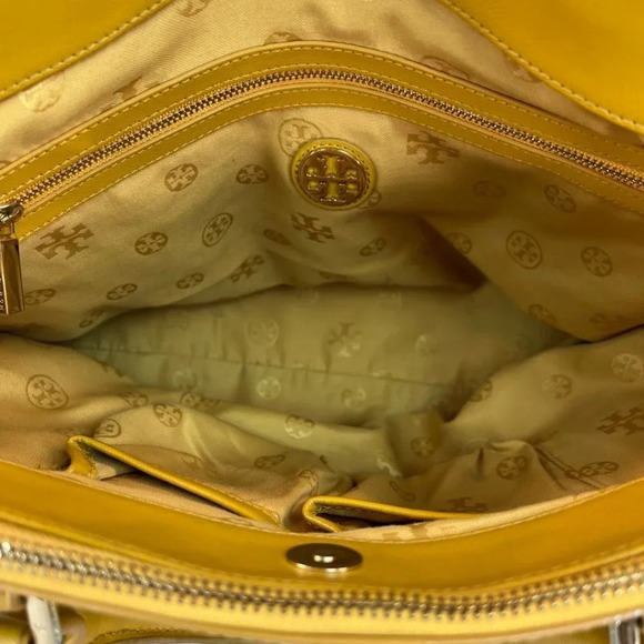 Tory Burch Mustard Gold Argyle Leather Tote Handbag $698 - Picture 11 of 16